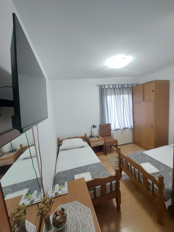 Rooms Putnik Сень Екстер'єр фото